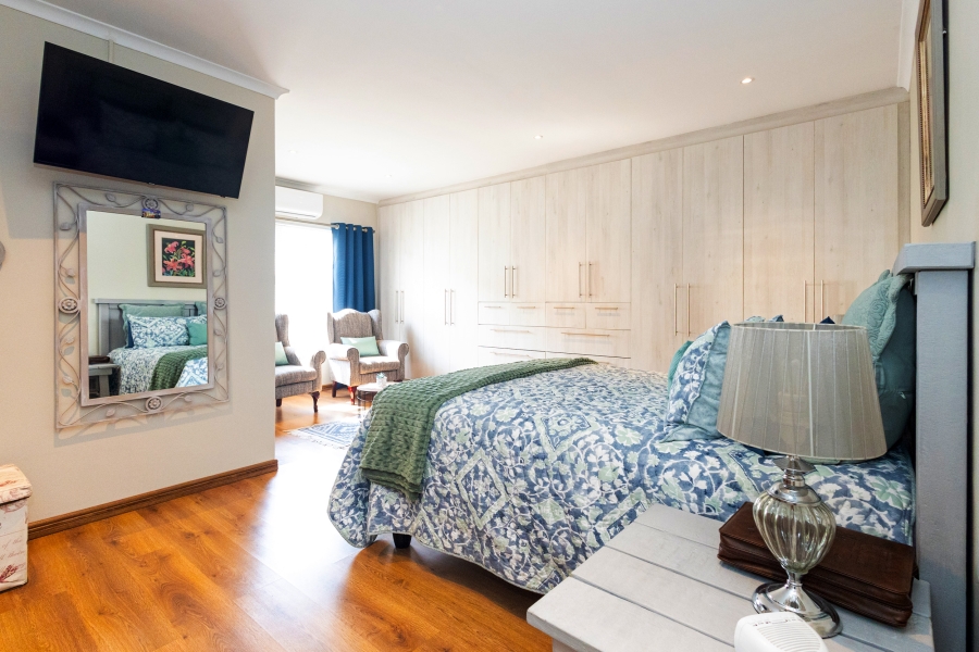 4 Bedroom Property for Sale in Stellenridge Western Cape